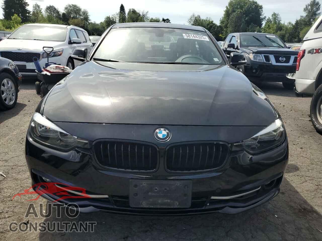 BMW 3 SERIES 2016 - WBA8E3G54GNU05280