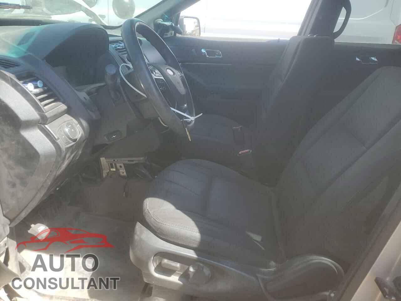 FORD EXPLORER 2018 - 1FM5K8AR1JGB34032
