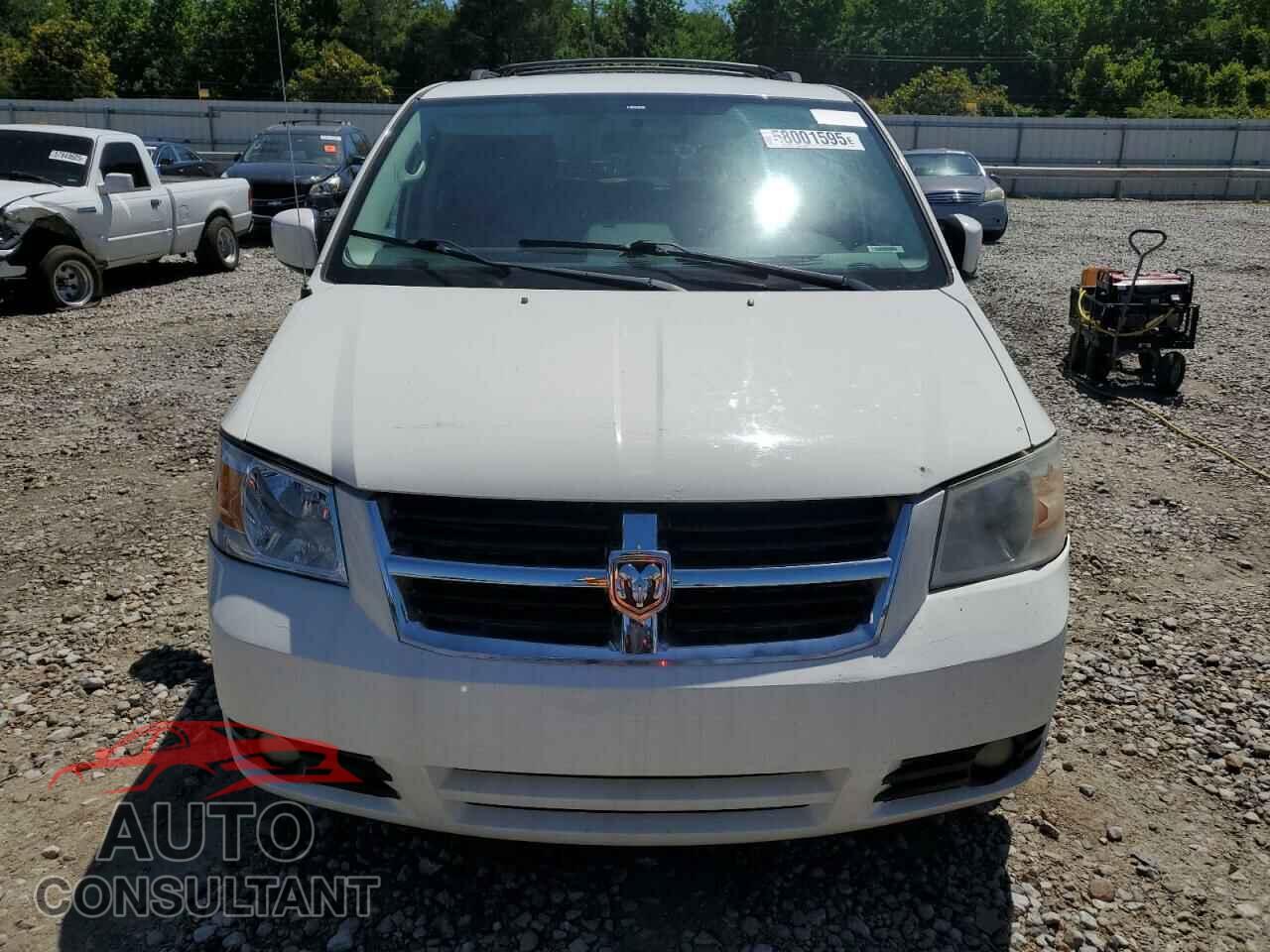 DODGE CARAVAN 2010 - 2D4RN5D18AR245096