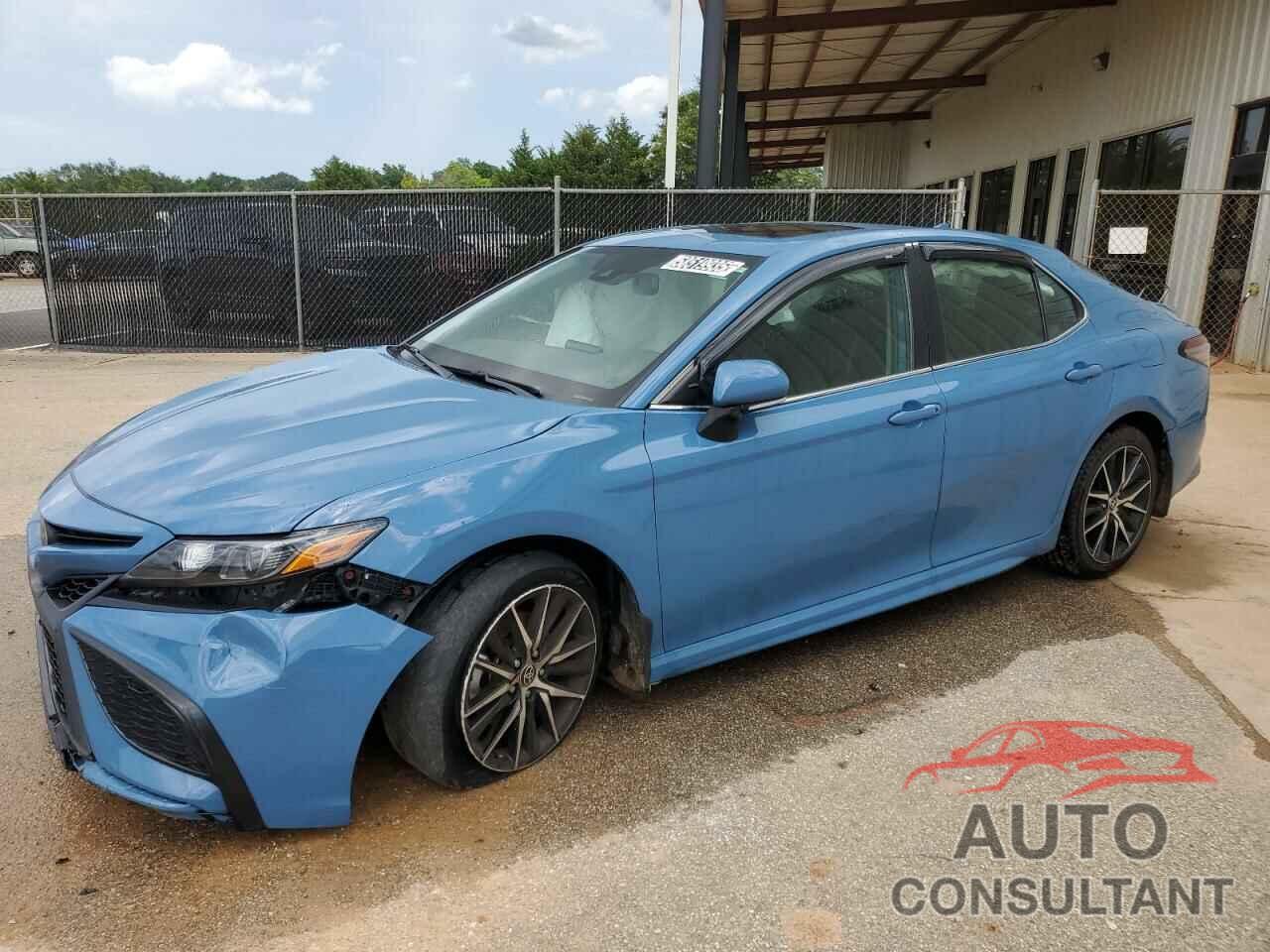 TOYOTA CAMRY 2023 - 4T1T11AKXPU180151