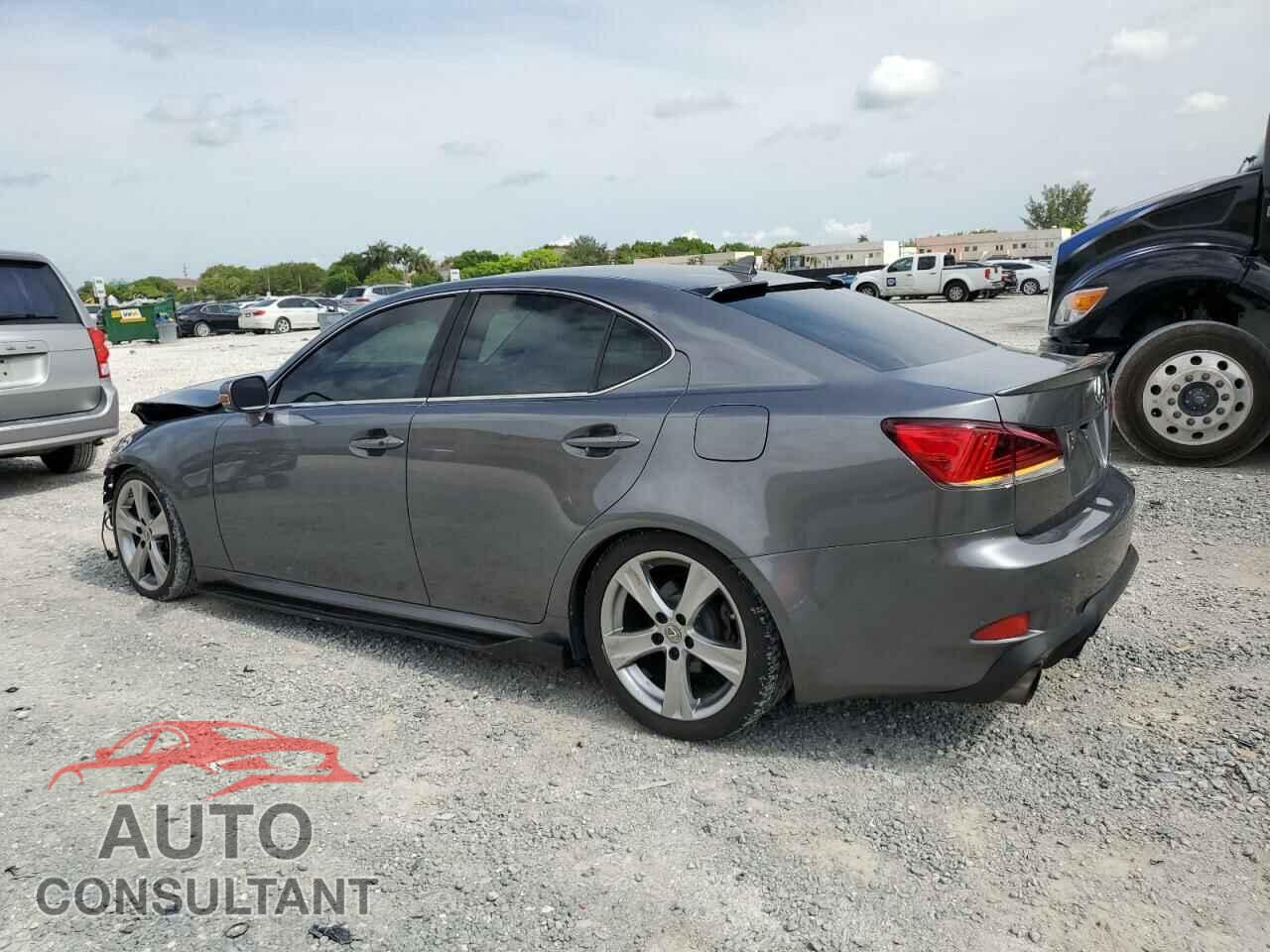 LEXUS IS 2013 - JTHBF5C24D5192600
