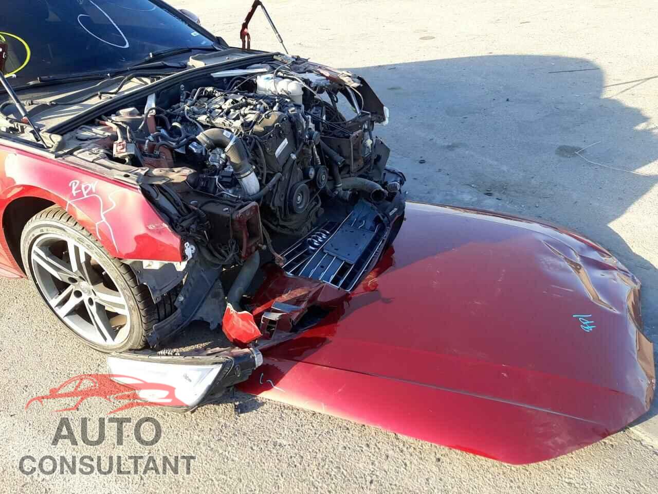 AUDI A4 2018 - WAULMAF43JA015991