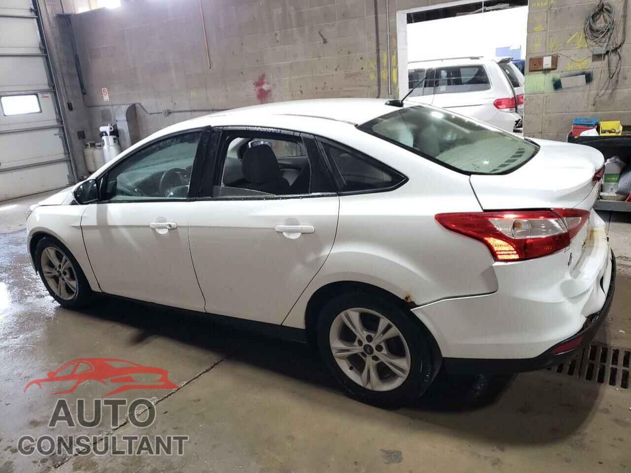 FORD FOCUS 2014 - 1FADP3F23EL453032