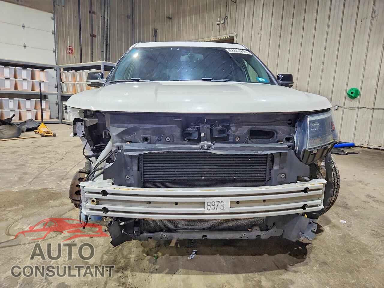 FORD EXPLORER 2016 - 1FM5K8GT2GGB00192