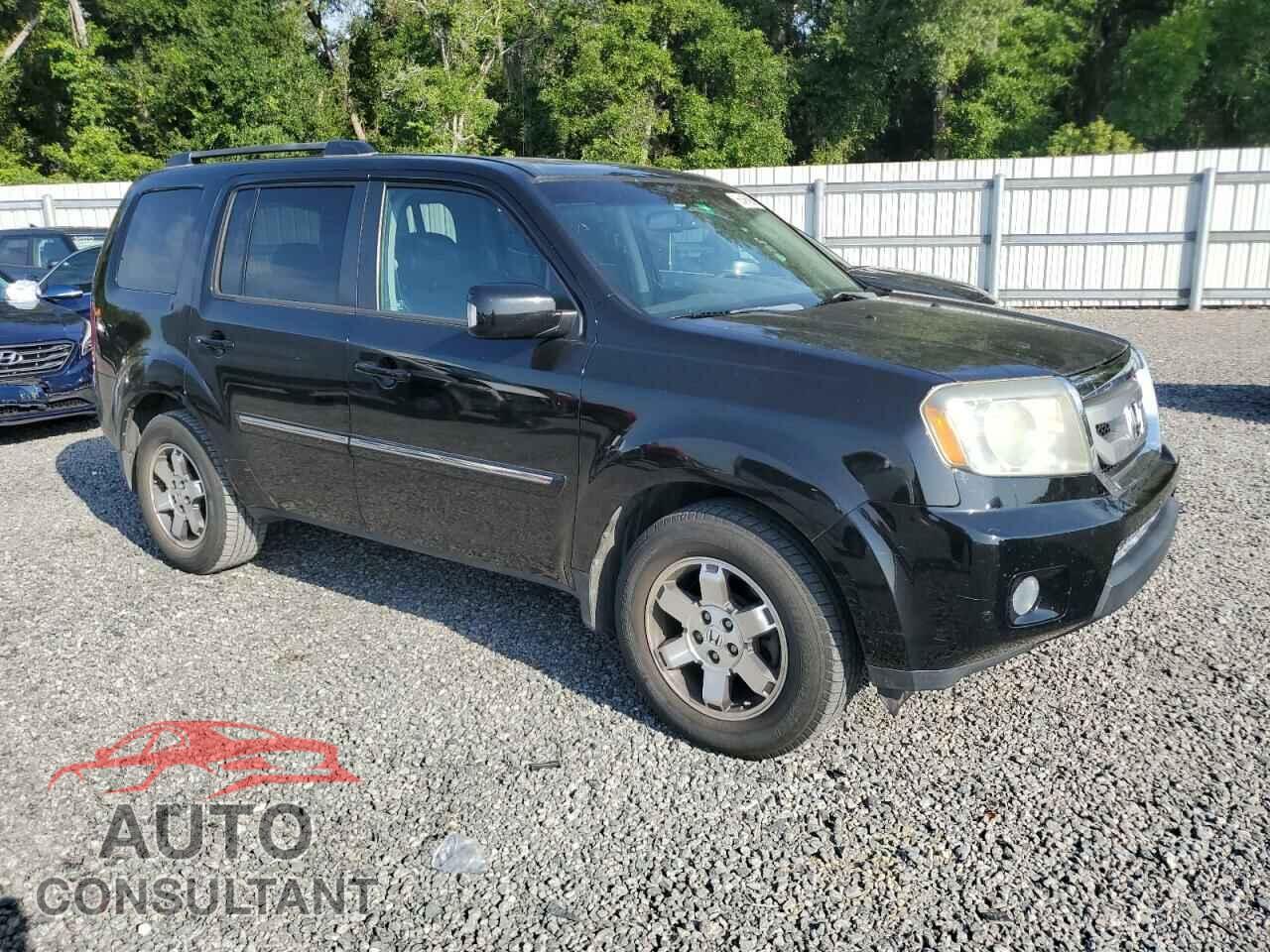 HONDA PILOT 2011 - 5FNYF3H93BB045380