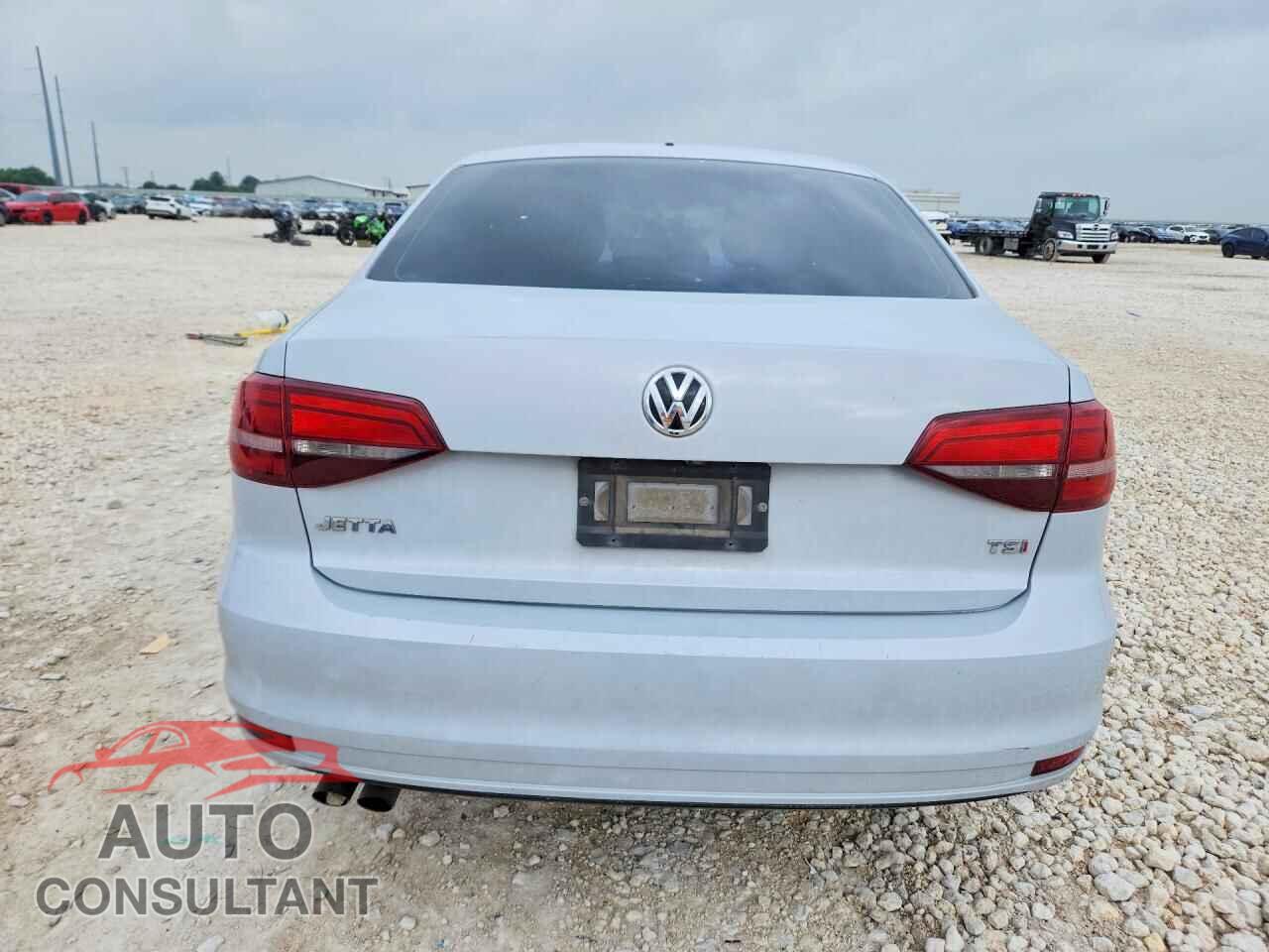 VOLKSWAGEN JETTA 2017 - 3VW2B7AJ3HM374837