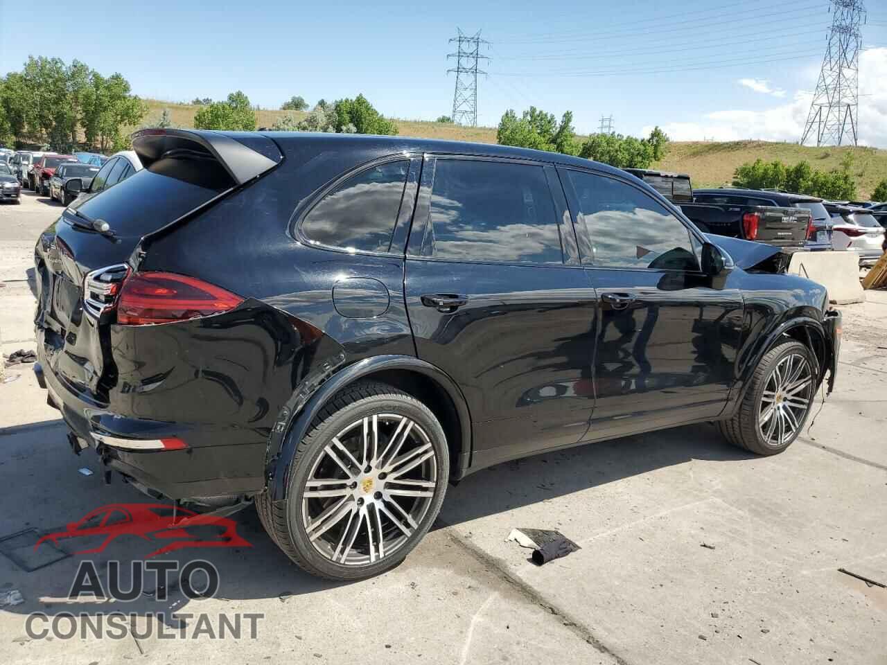 PORSCHE CAYENNE 2017 - WP1AA2A20HKA86163