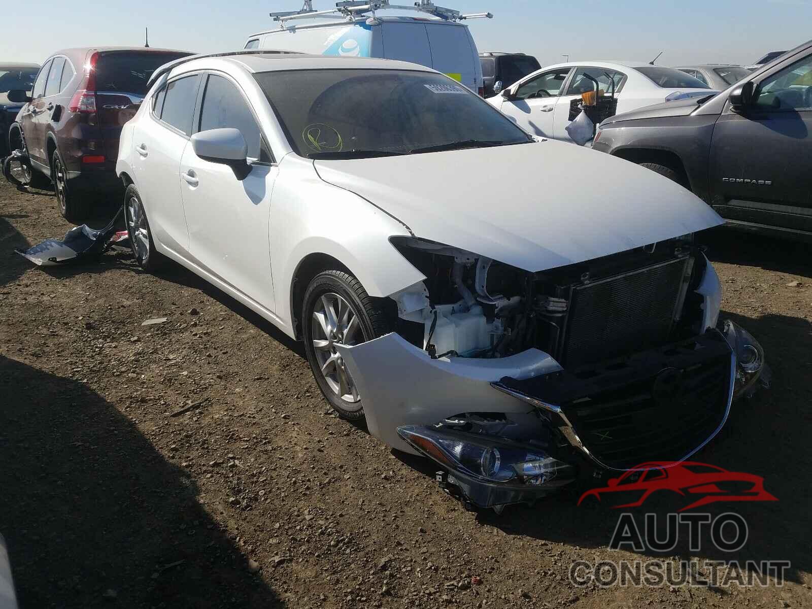 MAZDA 3 2016 - JM1BM1M77G1334072