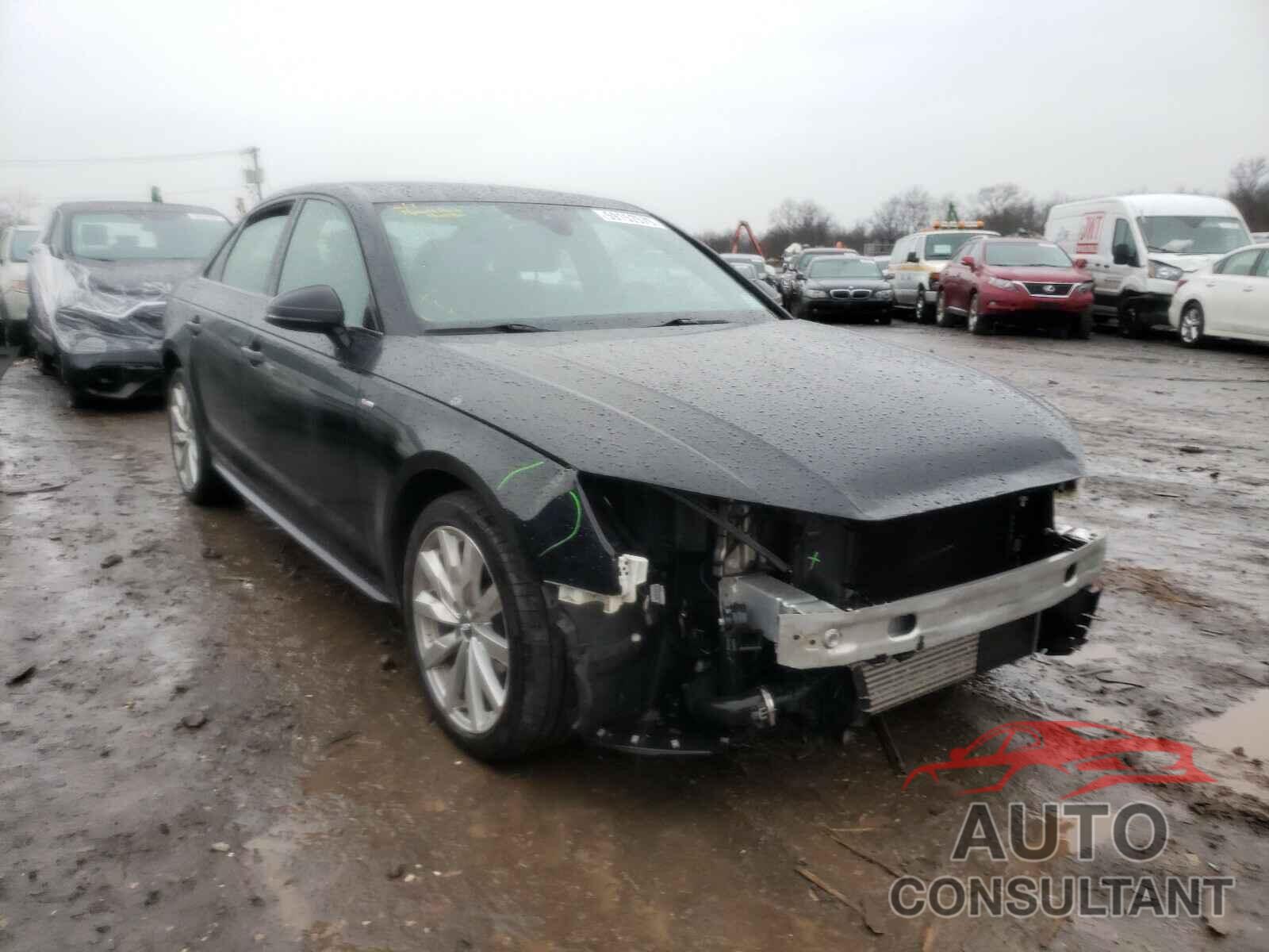 AUDI A4 2018 - WAUDNAF45JA054650