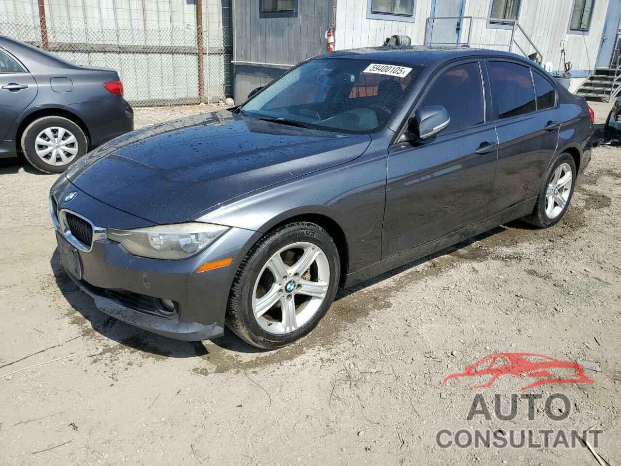 BMW 3 SERIES 2013 - WBA3A5C53DF352746