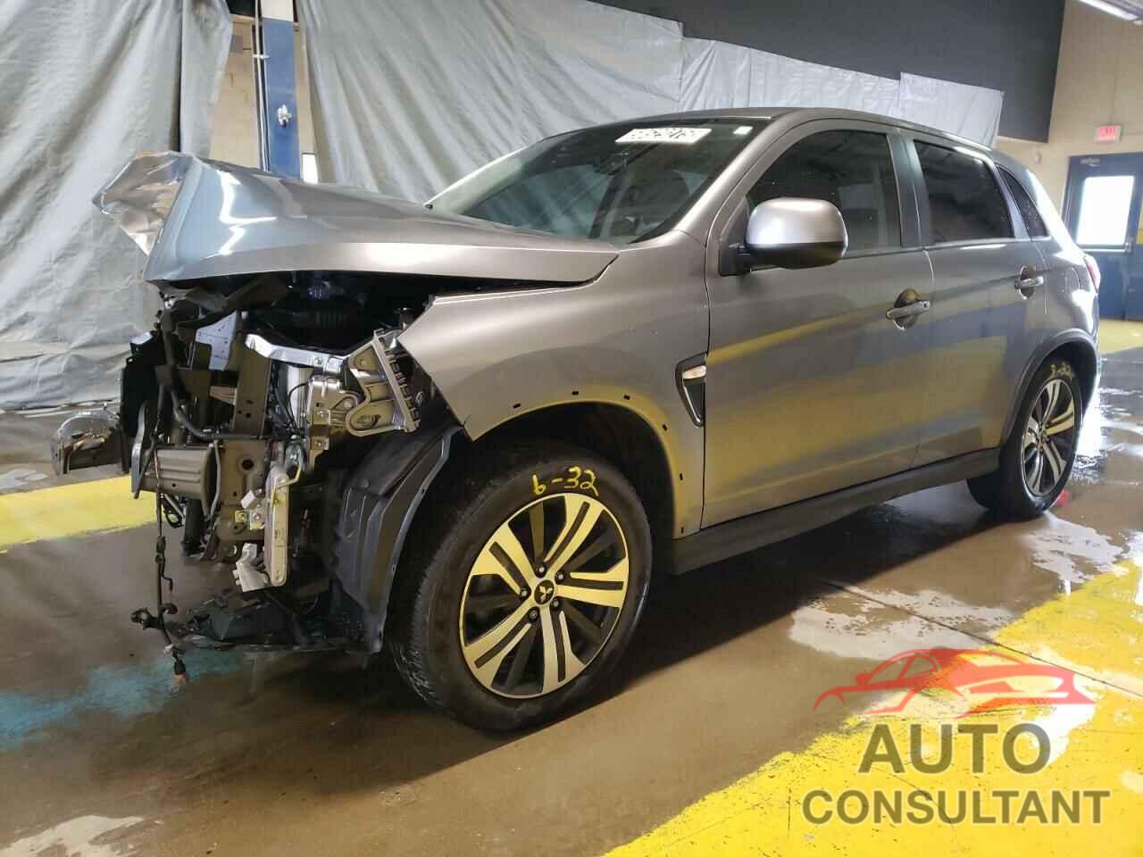 MITSUBISHI OUTLANDER 2023 - JA4ARUAU4PU013396