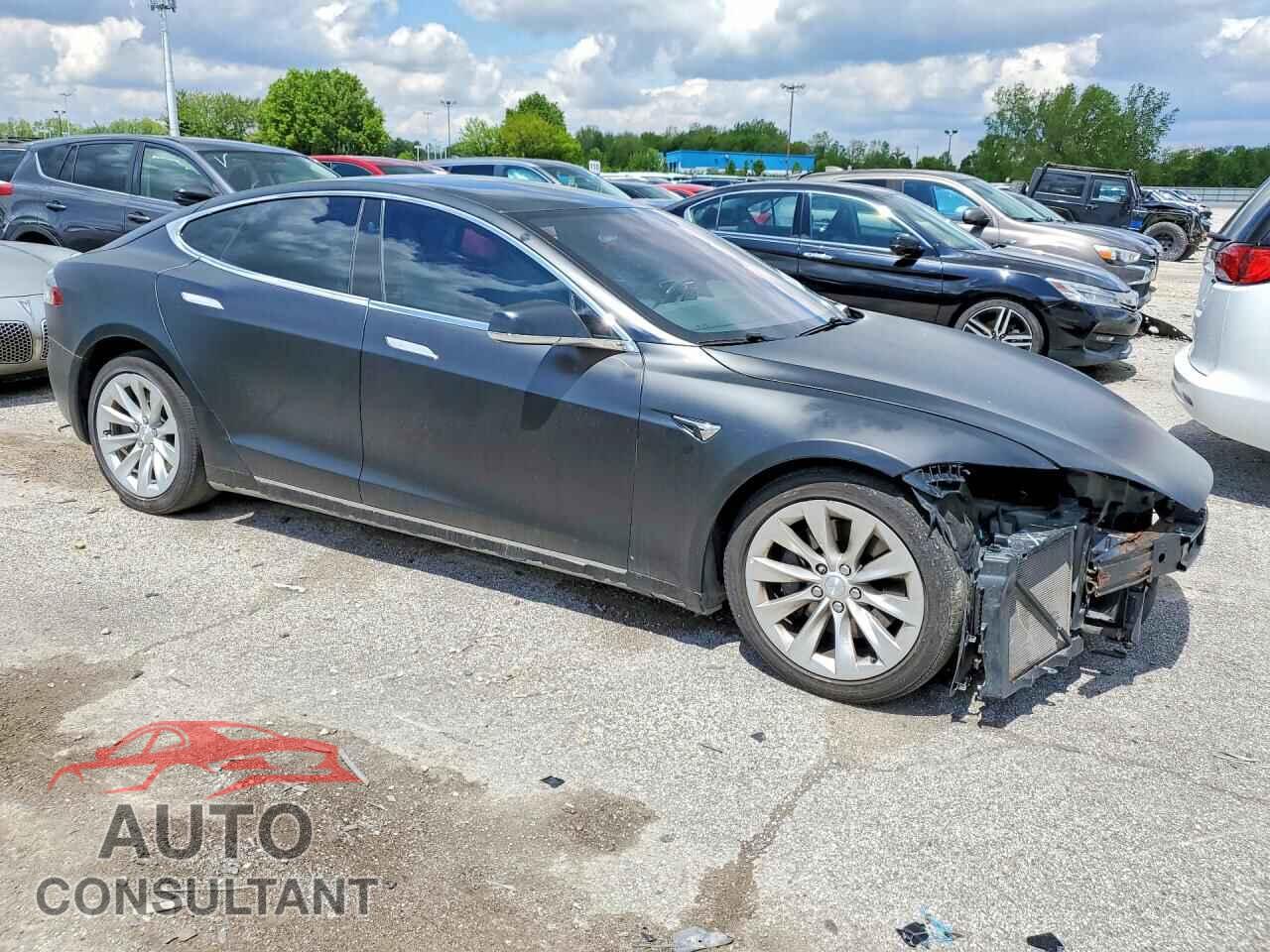 TESLA MODEL S 2017 - 5YJSA1E2XHF193468