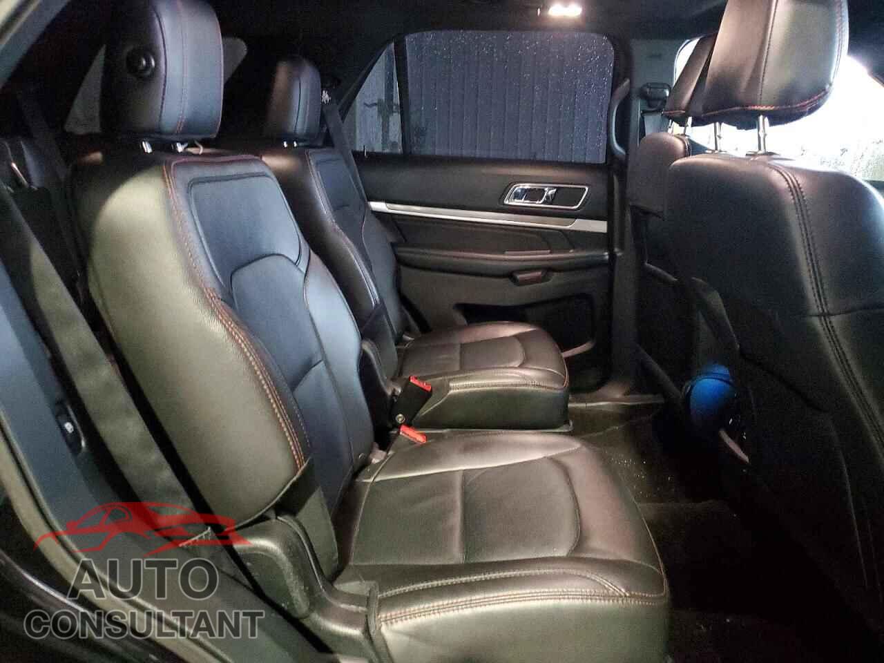 FORD EXPLORER 2018 - 1FM5K8GT9JGB08247