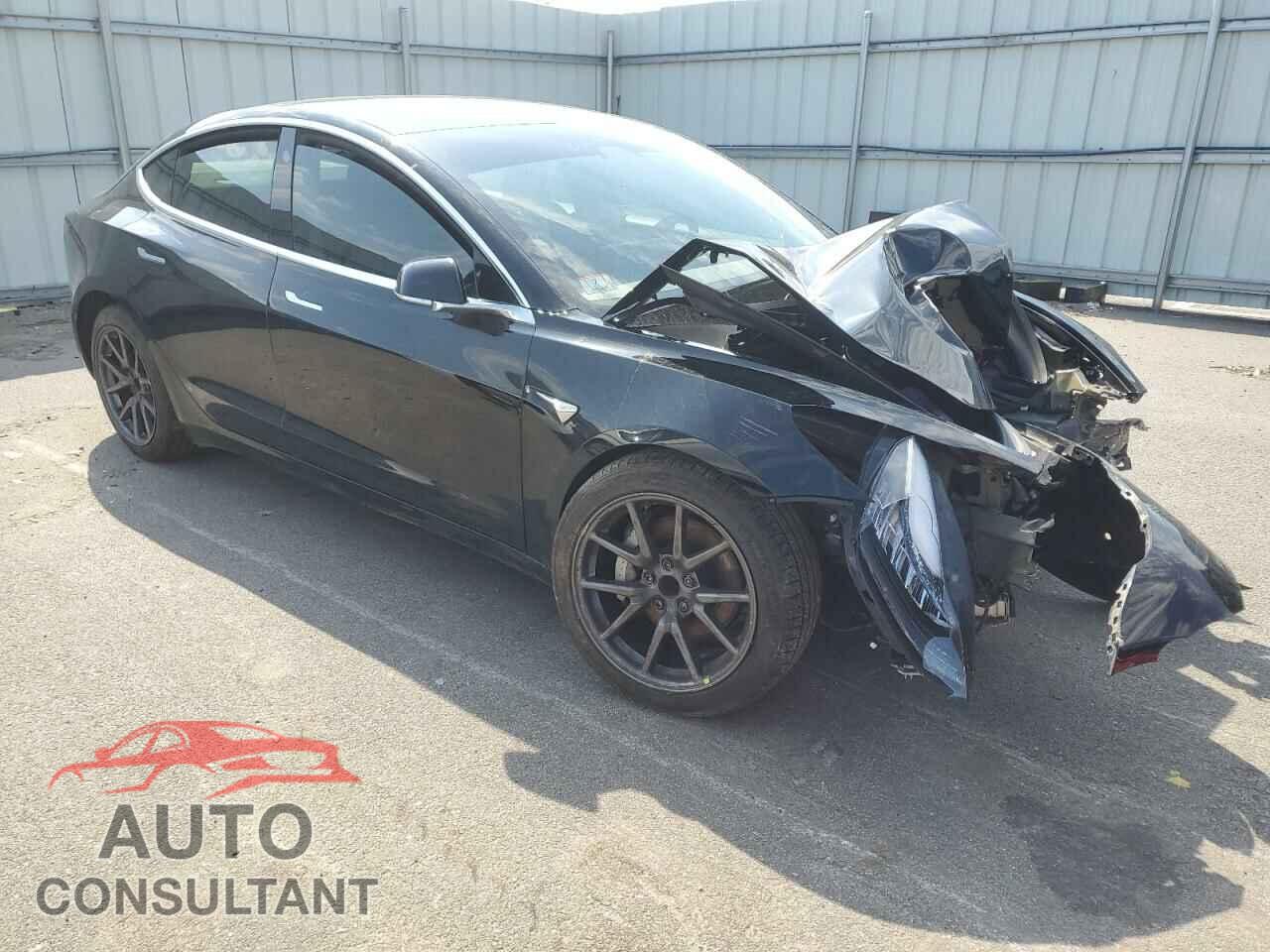 TESLA MODEL 3 2019 - 5YJ3E1EA5KF415809