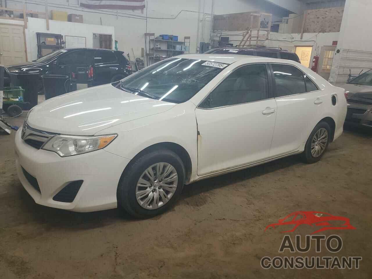 TOYOTA CAMRY 2013 - 4T1BF1FK2DU297093
