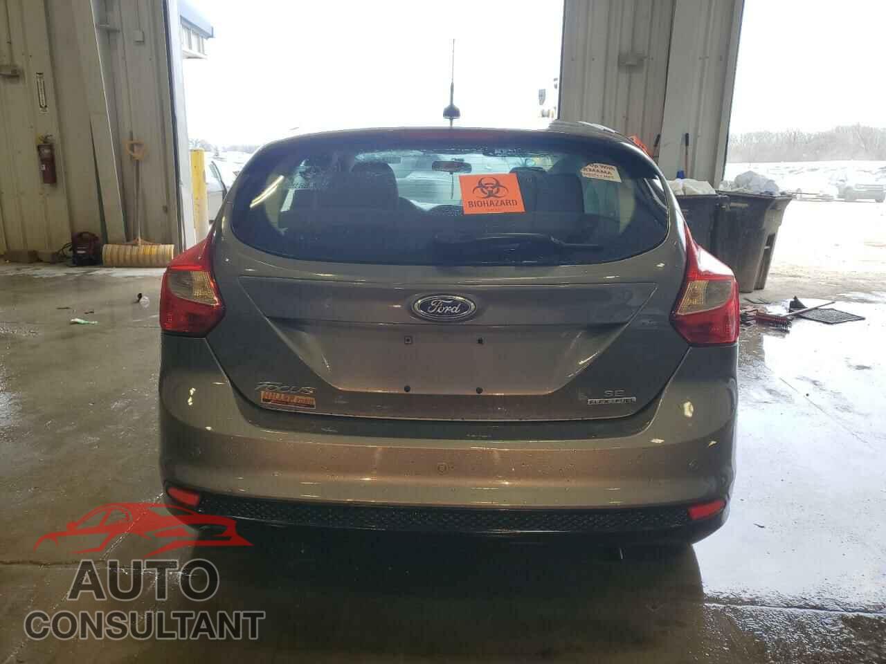 FORD FOCUS 2014 - 1FADP3K28EL166484