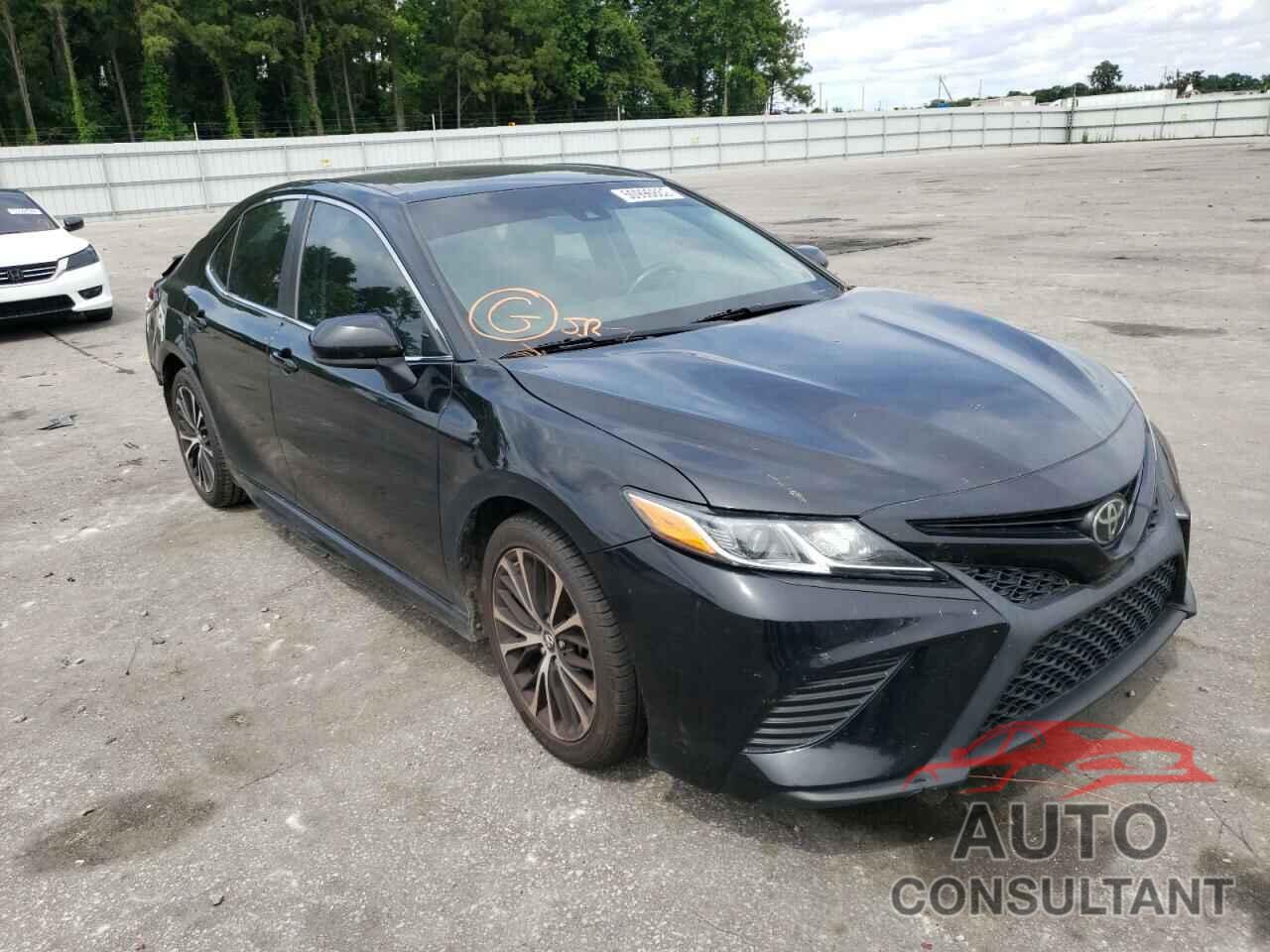 TOYOTA CAMRY 2018 - 4T1B11HK7JU546107