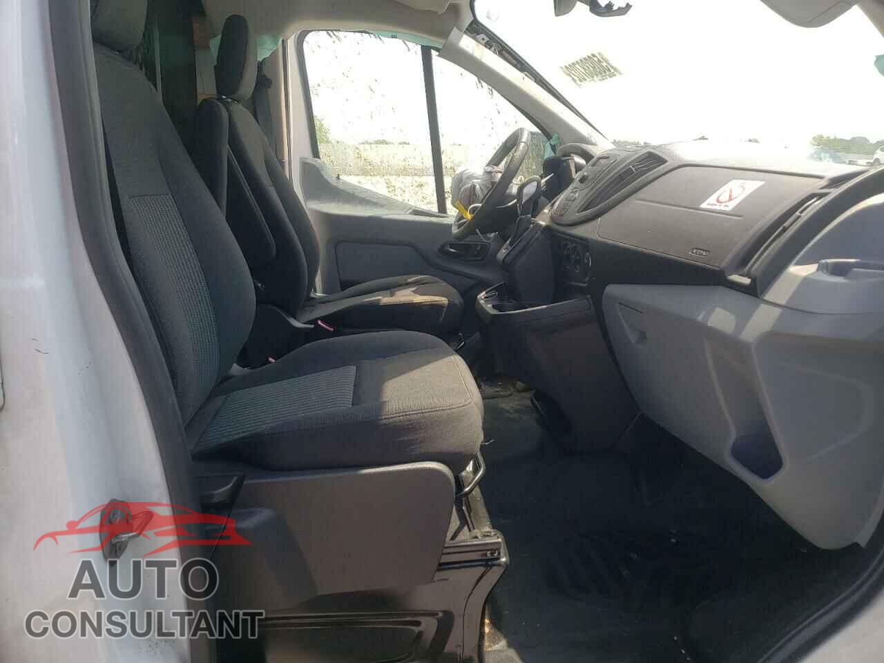 FORD TRANSIT CO 2017 - 1FTYR1ZM6HKB29042