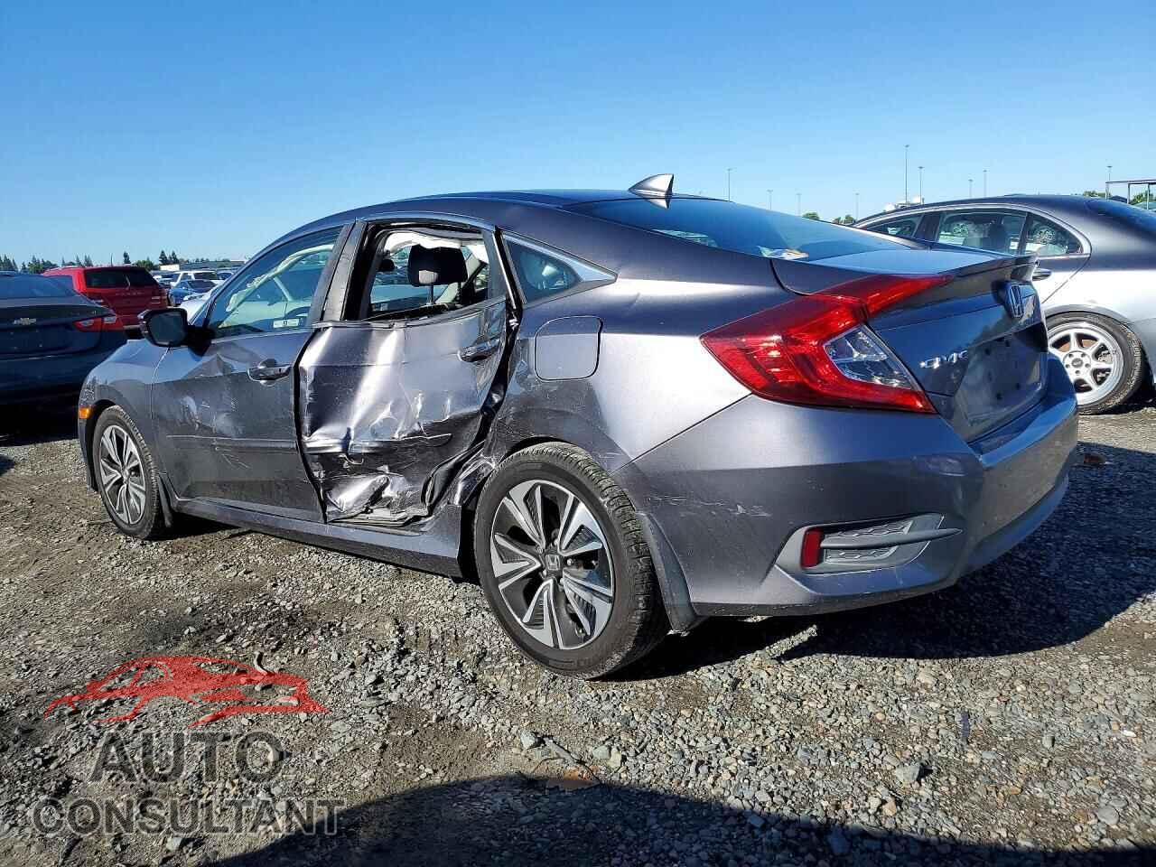 HONDA CIVIC 2018 - JHMFC1F39JX020148