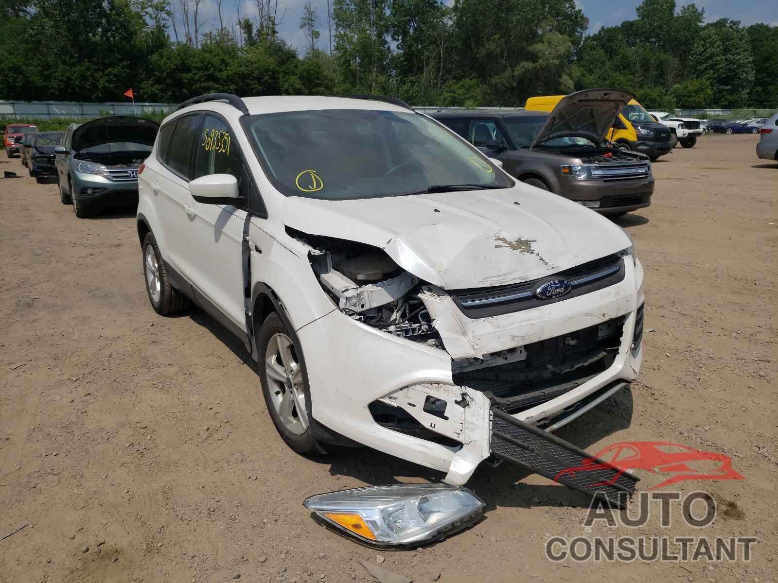 FORD ESCAPE 2016 - 1FMCU9G96GUC40274