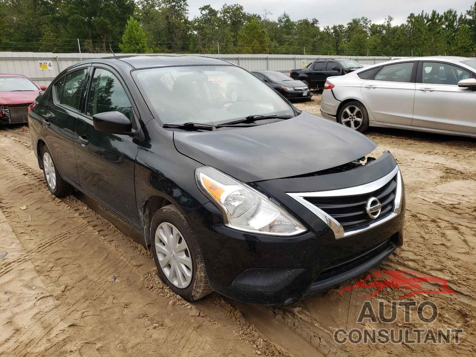 NISSAN VERSA 2018 - 3N1CN7AP7JL843431