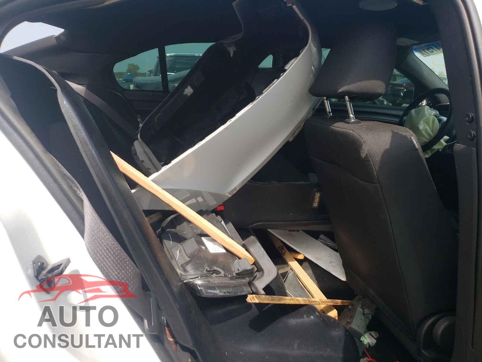 FORD TAURUS 2018 - 1FAHP2L83JG142496