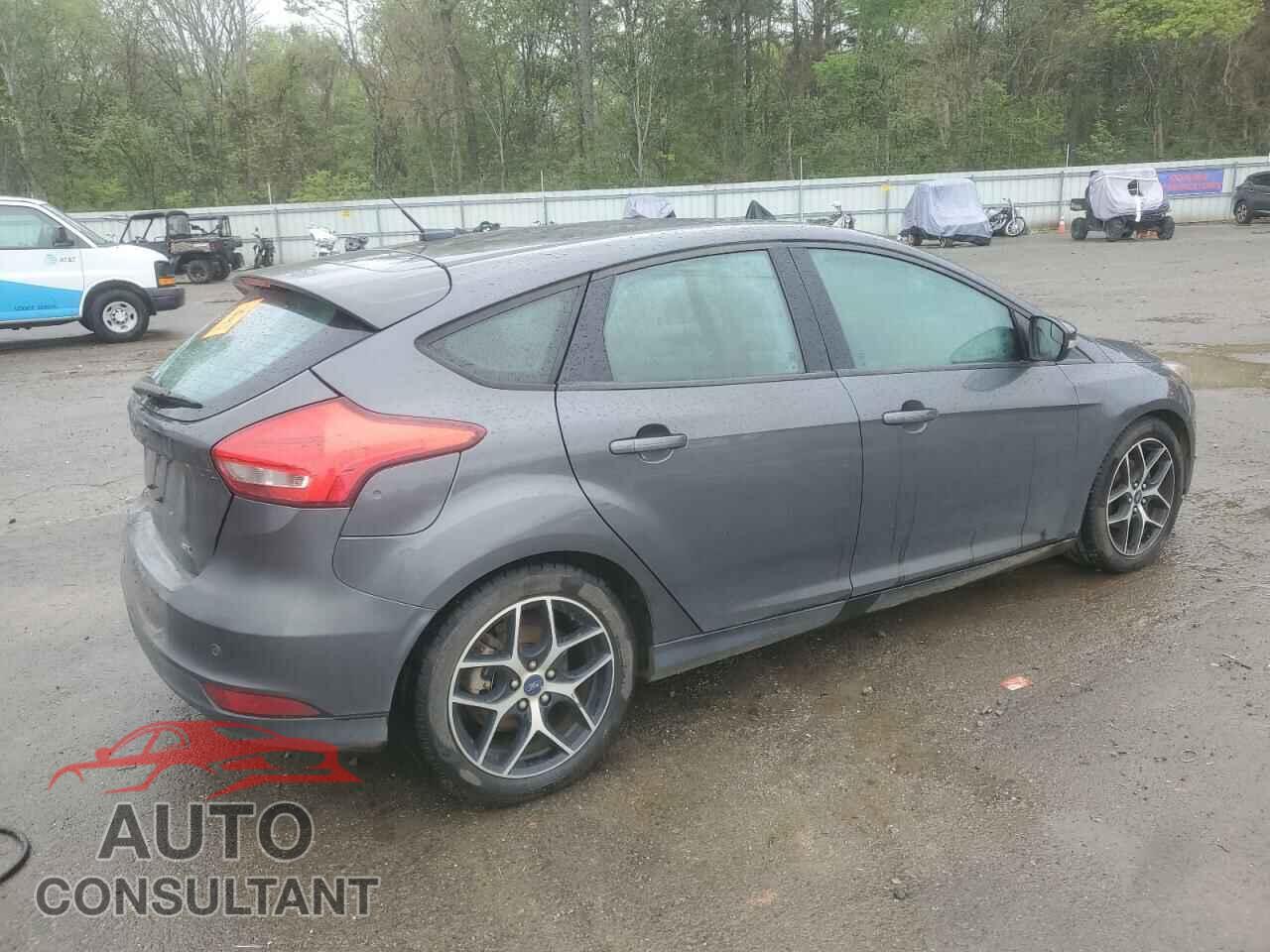 FORD FOCUS 2017 - 1FADP3M29HL202149