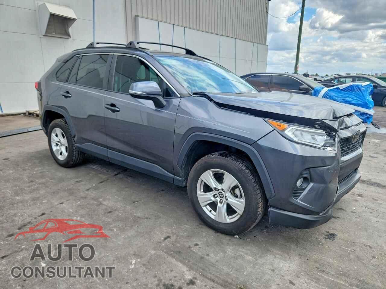 TOYOTA RAV4 2021 - 2T3W1RFV5MC114545
