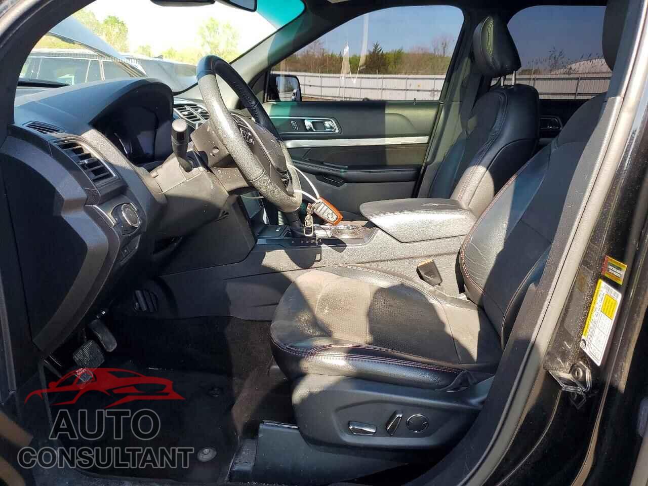 FORD EXPLORER 2018 - 1FM5K7D82JGB41472