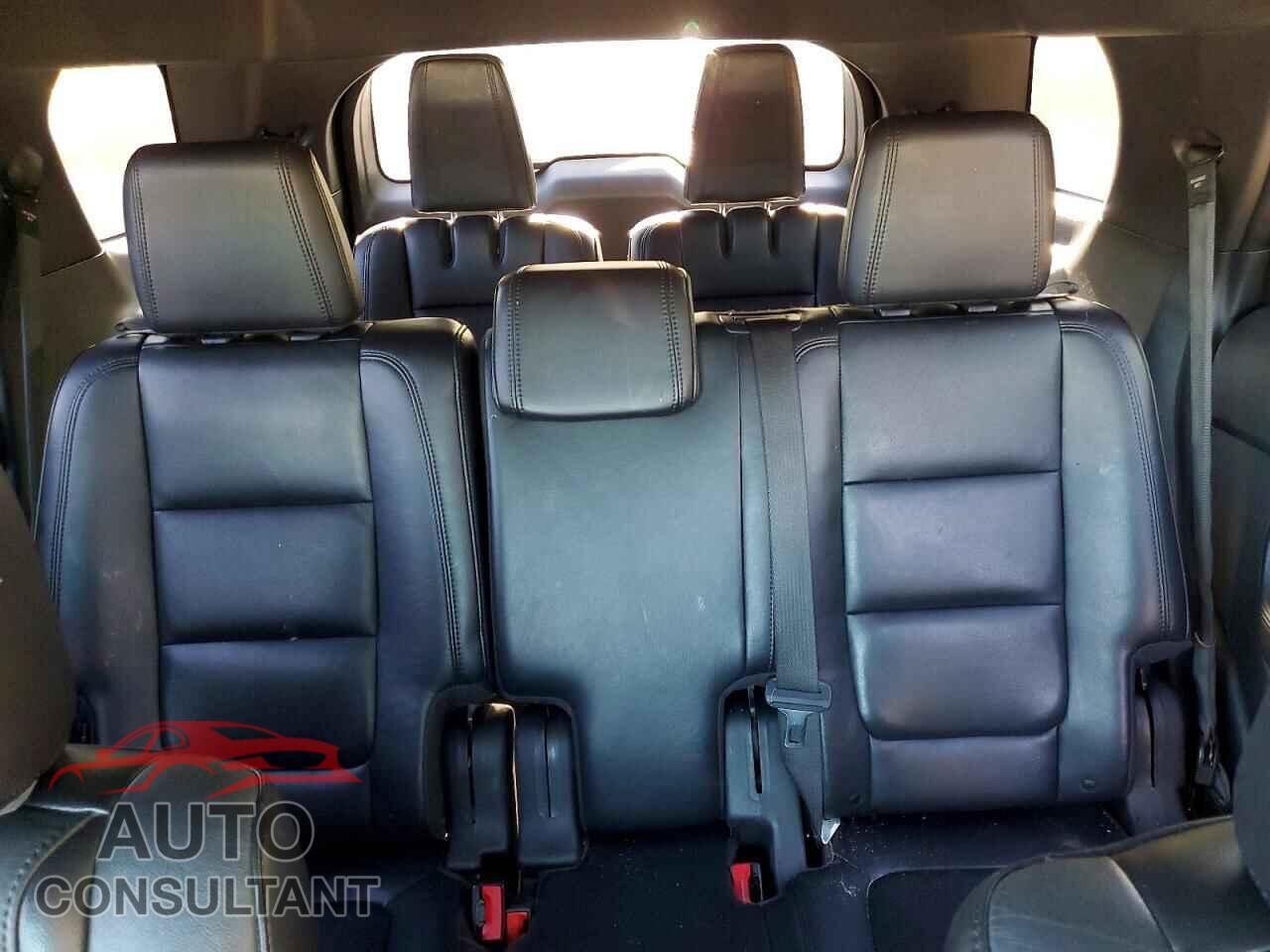 FORD EXPLORER 2013 - 1FM5K7D86DGA18987