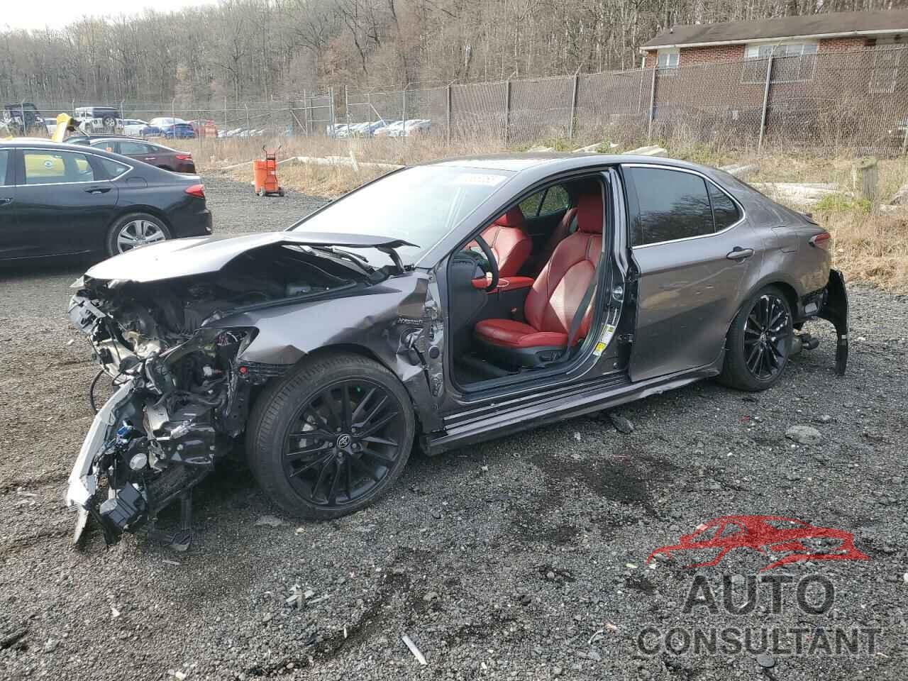 TOYOTA CAMRY 2021 - 4T1K31AK8MU564074