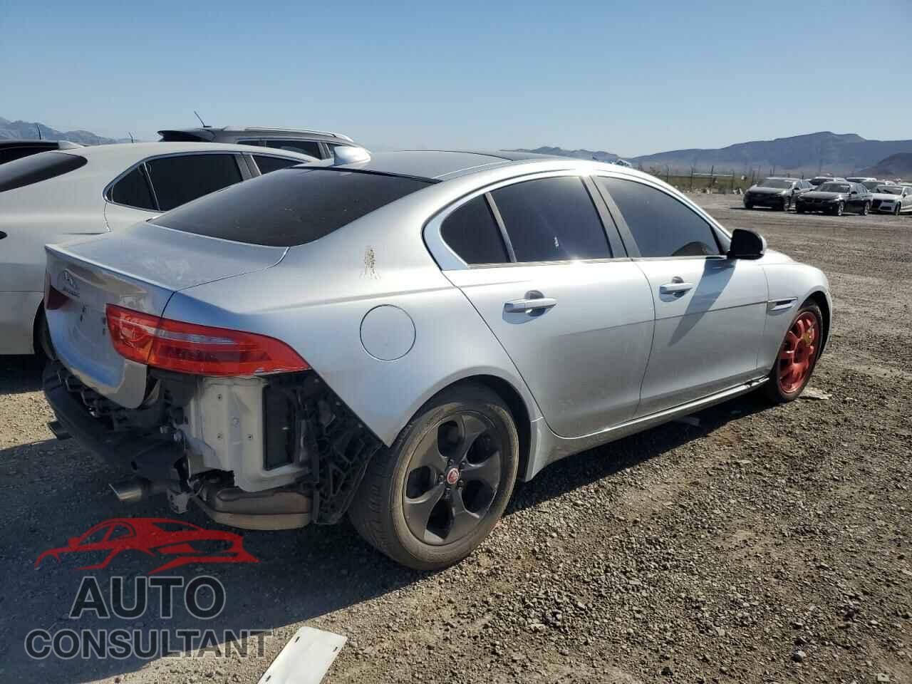 JAGUAR XE 2018 - SAJAR4FX0JCP33351