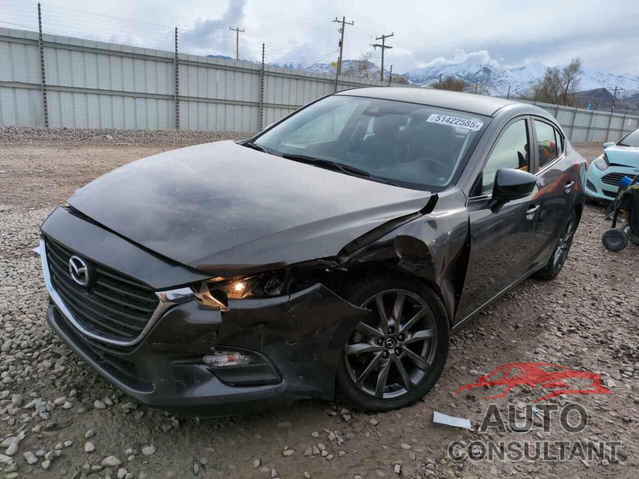 MAZDA 3 2018 - 3MZBN1V34JM261033