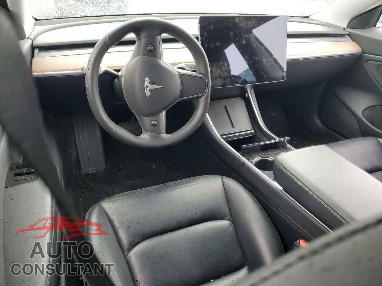 TESLA MODEL 3 2019 - 5YJ3E1EA1KF449407