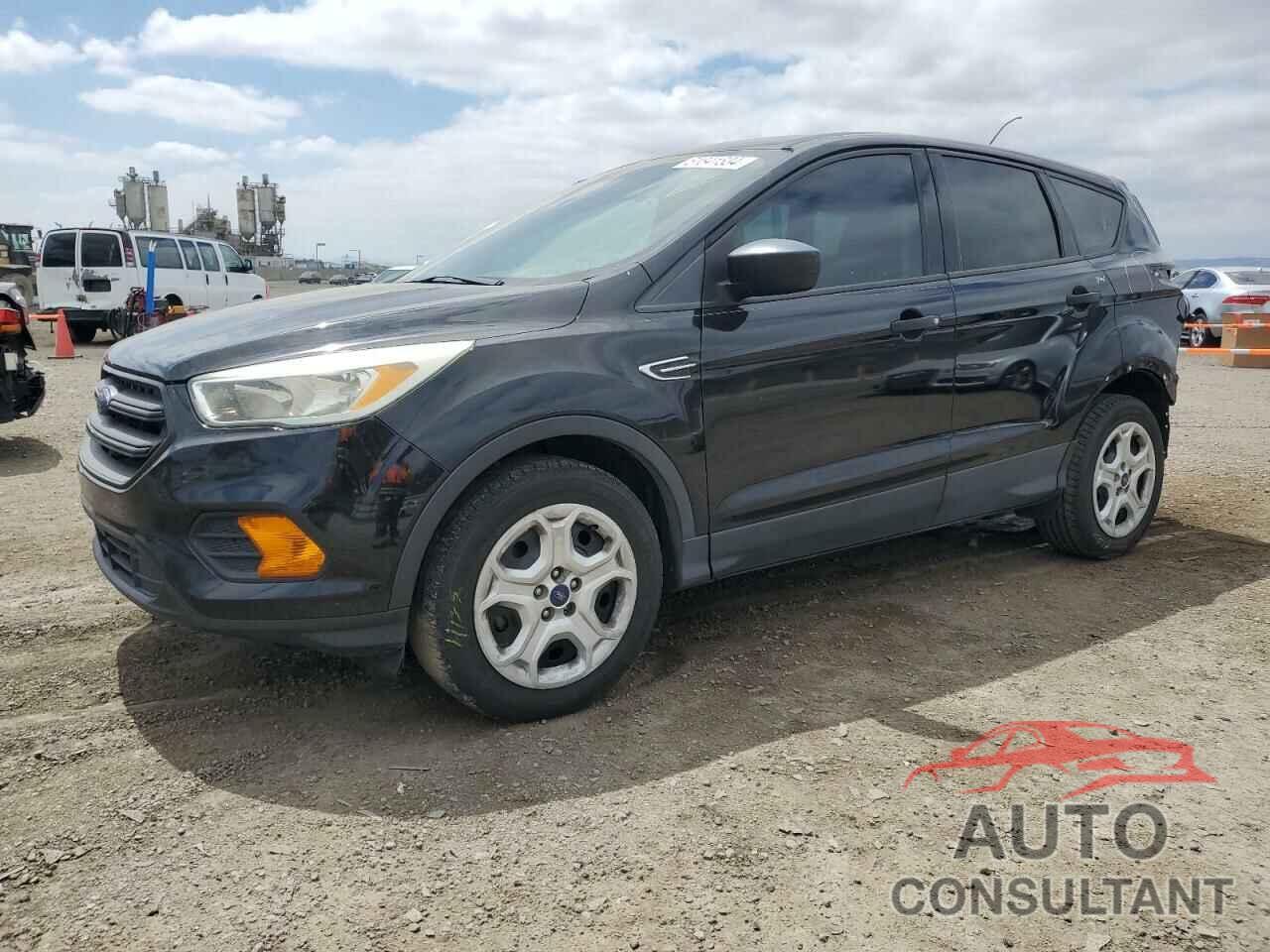 FORD ESCAPE 2017 - 1FMCU0F71HUC26781
