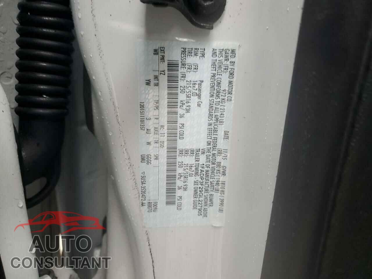 FORD FOCUS 2016 - 1FADP3F29GL227905