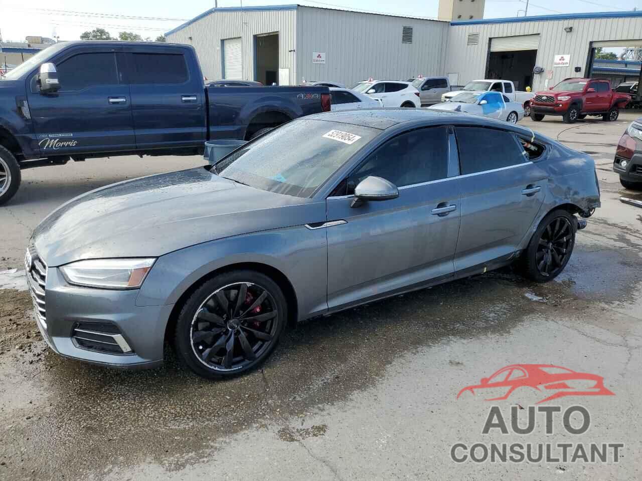 AUDI A5 2018 - WAUANCF58JA055606