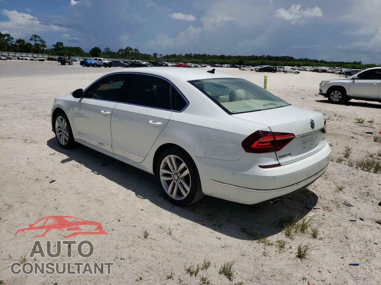 VOLKSWAGEN PASSAT 2017 - 1VWCT7A36HC080157