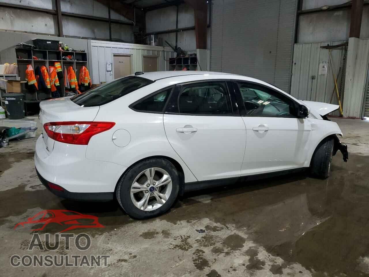 FORD FOCUS 2014 - 1FADP3F29EL296395