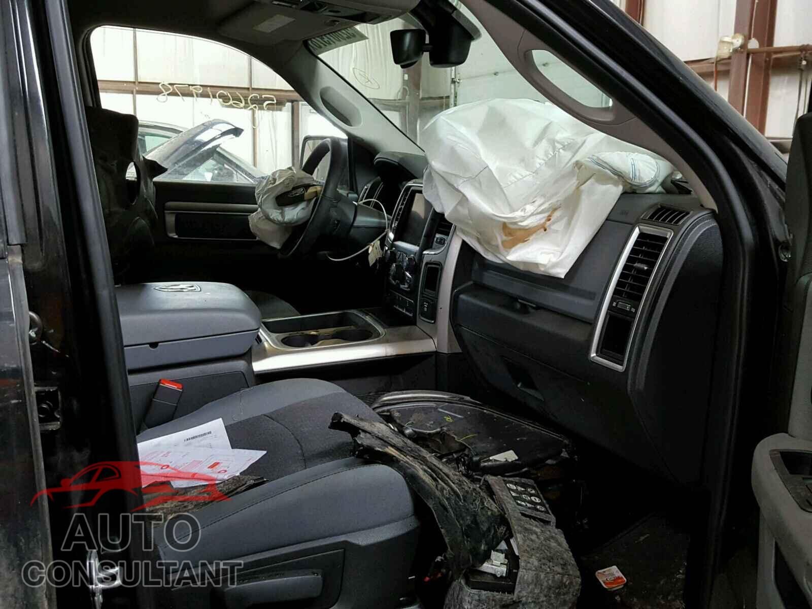 RAM 1500 SLT 2018 - 1C6RR7LTXJS297061