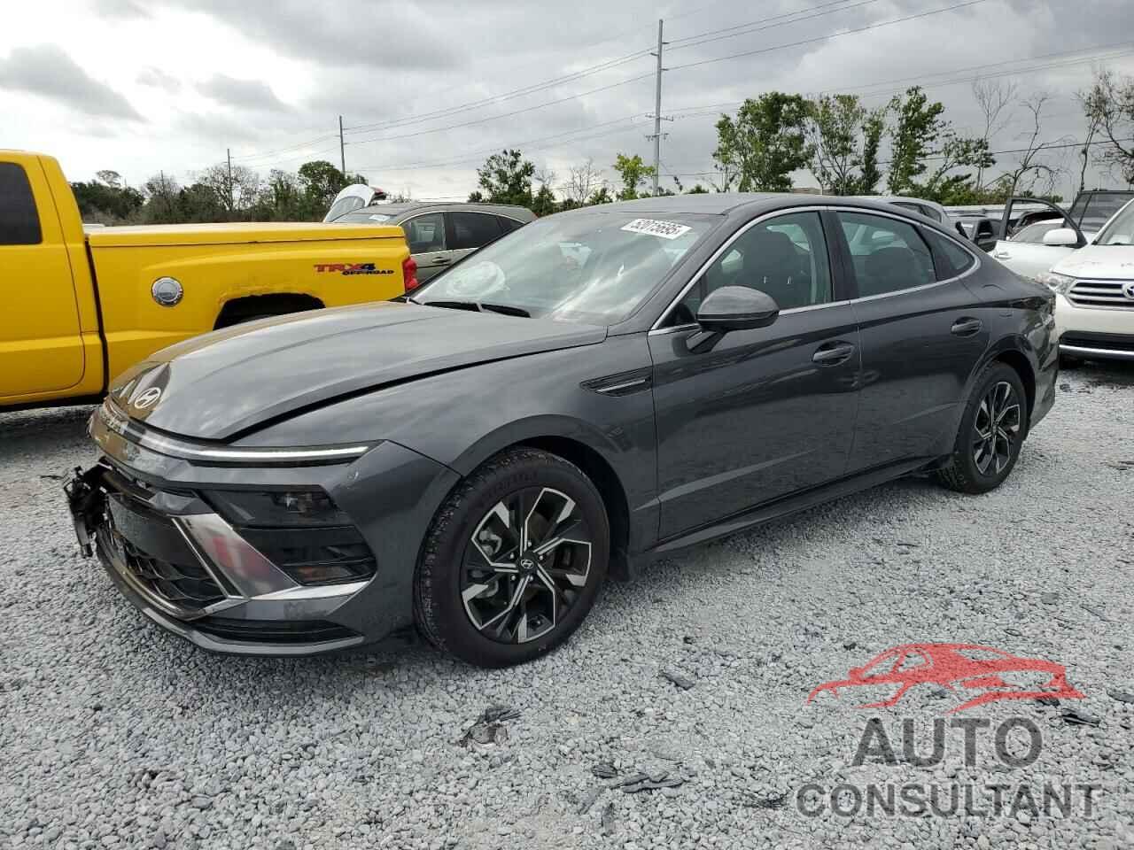 HYUNDAI SONATA 2024 - KMHL64JA8RA381187