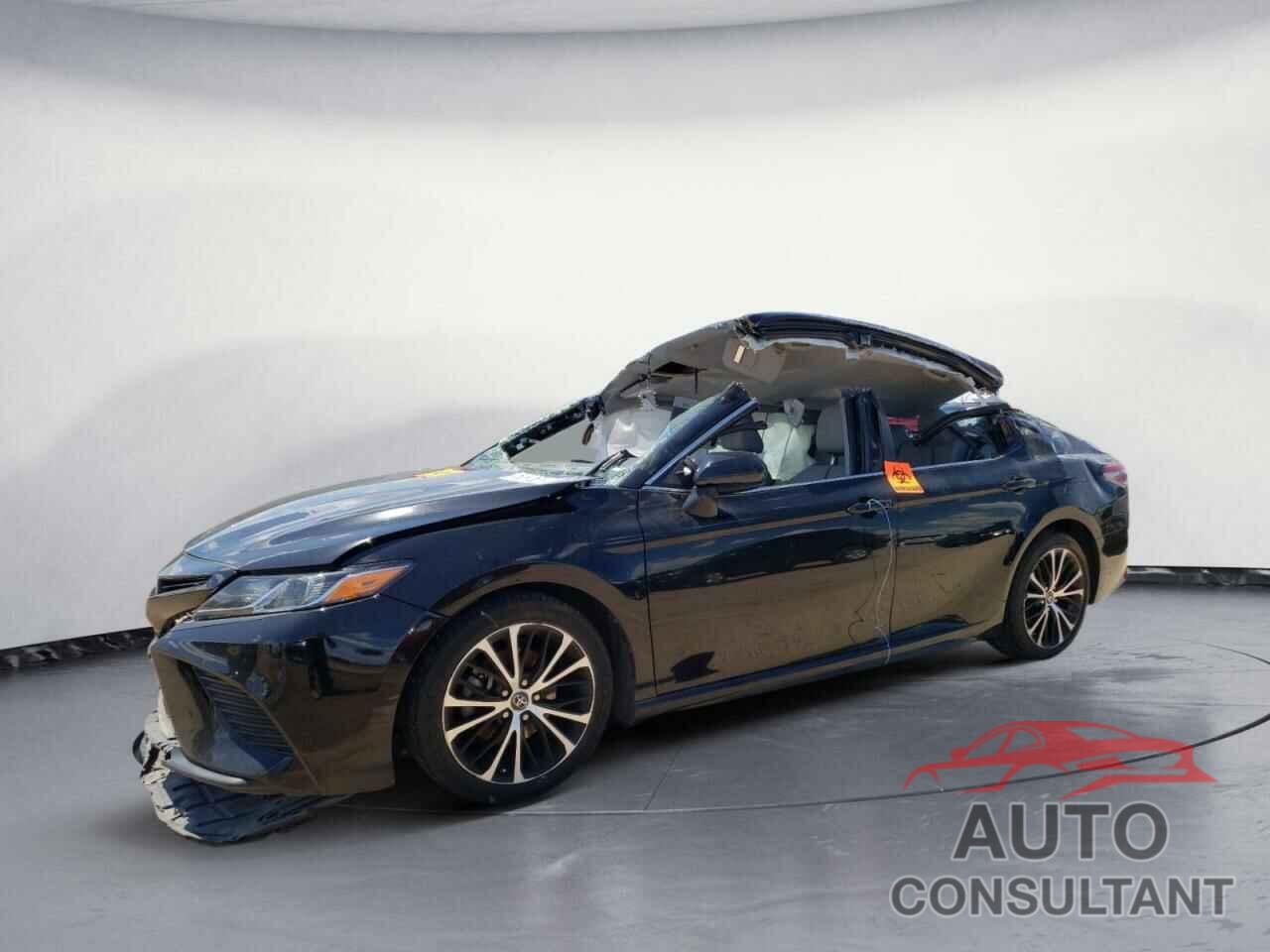 TOYOTA CAMRY 2018 - 4T1B11HK9JU541409