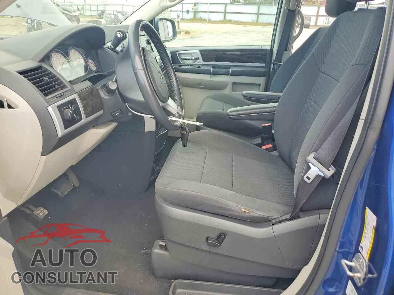 DODGE CARAVAN 2010 - 2D4RN5D13AR397318