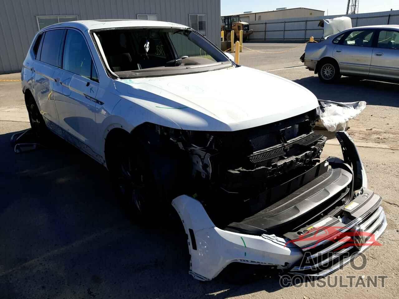 VOLKSWAGEN TIGUAN 2022 - 3VV2B7AX3NM015573