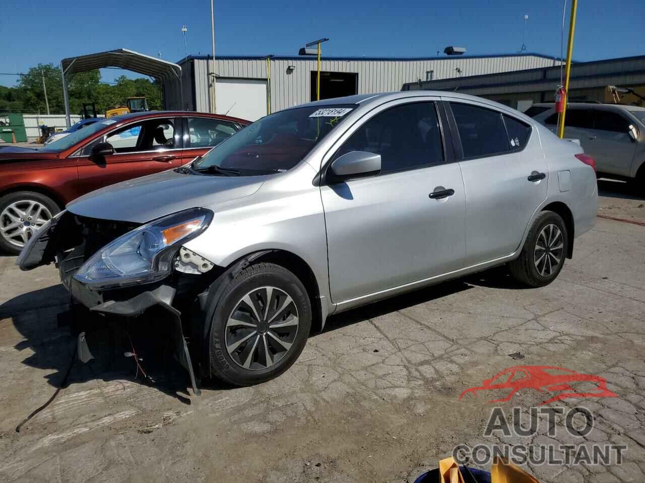 NISSAN VERSA 2018 - 3N1CN7AP9JL843592