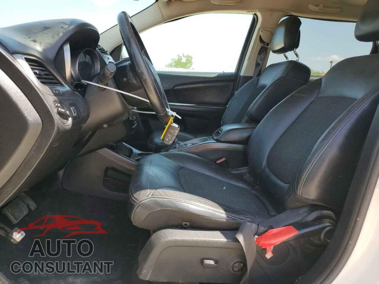 DODGE JOURNEY 2015 - 3C4PDCGG1FT746959