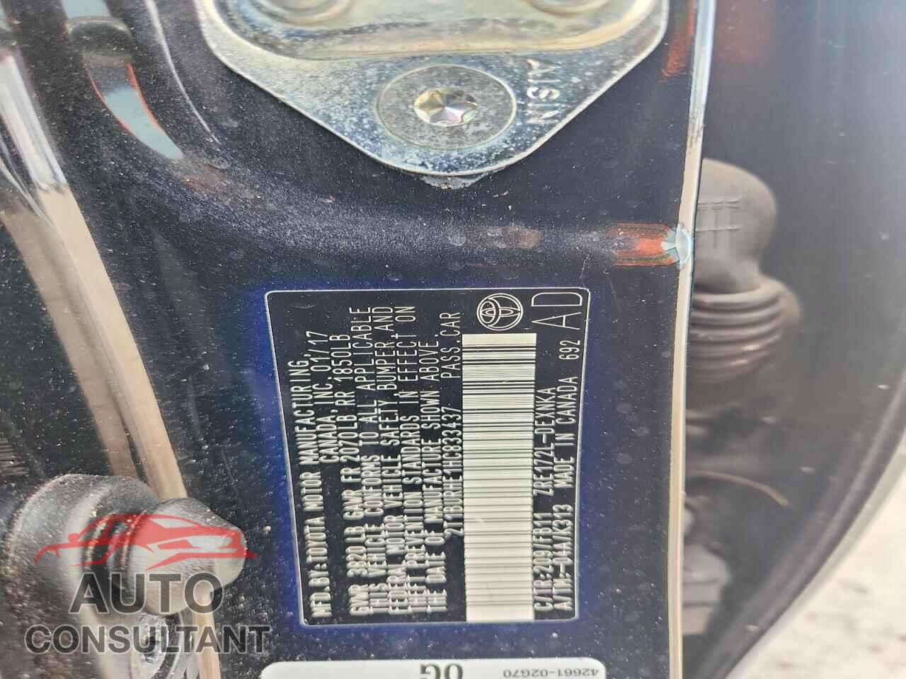 TOYOTA COROLLA 2017 - 2T1BURHE1HC833437