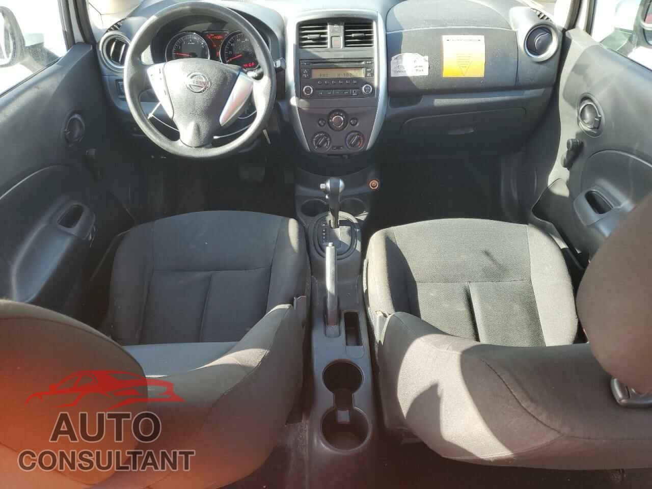 NISSAN VERSA 2017 - 3N1CE2CP4HL369576