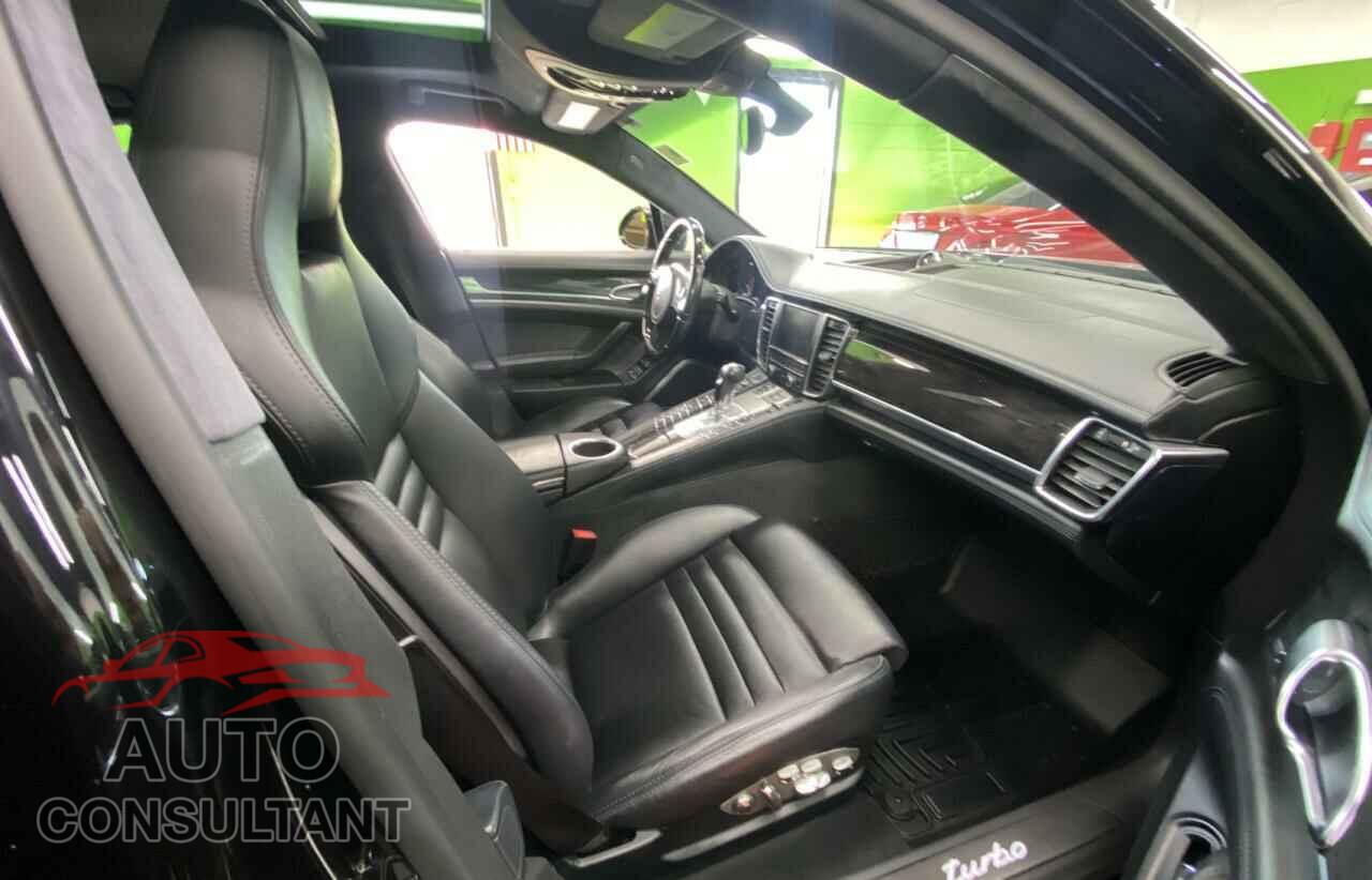 PORSCHE PANAMERA 2012 - WP0AC2A79CL090433