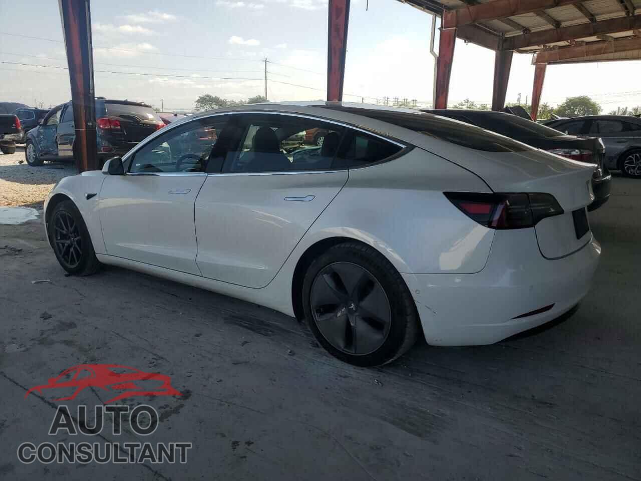 TESLA MODEL 3 2019 - 5YJ3E1EA0KF482639